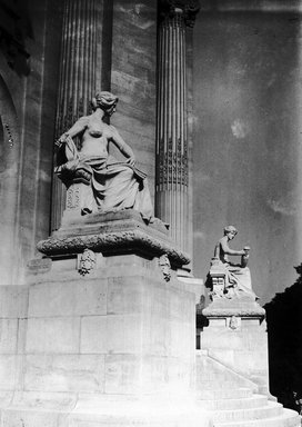 <em>"Paris Exposition: Grand Palais, Paris, France, 1900"</em>, 1900. Glass negative 5x7in, 5 x 7 in. Brooklyn Museum, Goodyear. (Photo: Brooklyn Museum, S03i1372n01a.jpg