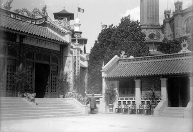 <em>"Paris Exposition: Indo-Chinese Pavilion, Paris, France, 1900"</em>, 1900. Glass negative 5x7in, 5 x 7 in. Brooklyn Museum, Goodyear. (Photo: Brooklyn Museum, S03i1383n01a.jpg