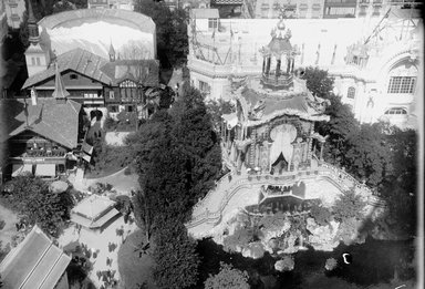 <em>"Paris Exposition: Luminous Palace, Paris, France, 1900"</em>, 1900. Glass negative 5x7in, 5 x 7 in. Brooklyn Museum, Goodyear. (Photo: Brooklyn Museum, S03i1385n01a.jpg