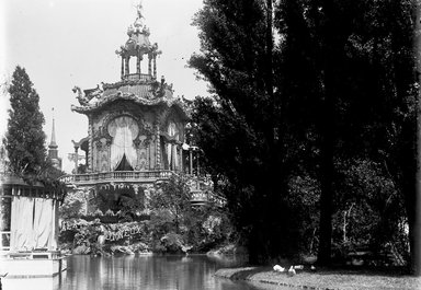 <em>"Paris Exposition: Luminous Palace, Paris, France, 1900"</em>, 1900. Glass negative 5x7in, 5 x 7 in. Brooklyn Museum, Goodyear. (Photo: Brooklyn Museum, S03i1386n01.jpg