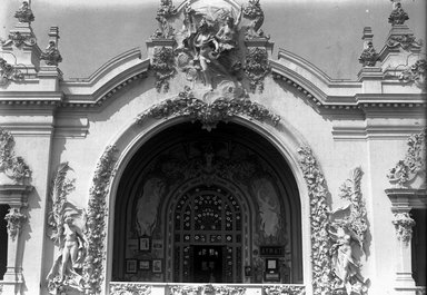 <em>"Paris Exposition: Palace of Decorative Arts, Paris, France, 1900"</em>, 1900. Glass negative 5x7in, 5 x 7 in. Brooklyn Museum, Goodyear. (Photo: Brooklyn Museum, S03i1403n01a.jpg