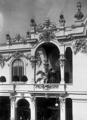 <em>"Paris Exposition: Palace of Decorative Arts, Paris, France, 1900"</em>, 1900. Glass negative 5x7in, 5 x 7 in. Brooklyn Museum, Goodyear. (Photo: Brooklyn Museum, S03i1408n01a.jpg