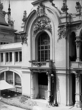 <em>"Paris Exposition: Palace of Decorative Arts, Paris, France, 1900"</em>, 1900. Glass negative 5x7in, 5 x 7 in. Brooklyn Museum, Goodyear. (Photo: Brooklyn Museum, S03i1410n01a.jpg