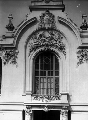 <em>"Paris Exposition: Palace of Decorative Arts, Paris, France, 1900"</em>, 1900. Glass negative 5x7in, 5 x 7 in. Brooklyn Museum, Goodyear. (Photo: Brooklyn Museum, S03i1411n01a.jpg