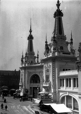 <em>"Paris Exposition: Palace of Decorative Arts, Paris, France, 1900"</em>, 1900. Glass negative 5x7in, 5 x 7 in. Brooklyn Museum, Goodyear. (Photo: Brooklyn Museum, S03i1412n01a.jpg