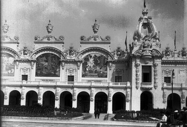 <em>"Paris Exposition: Palace of Decorative Arts, Paris, France, 1900"</em>, 1900. Glass negative 5x7in, 5 x 7 in. Brooklyn Museum, Goodyear. (Photo: Brooklyn Museum, S03i1417n01a.jpg