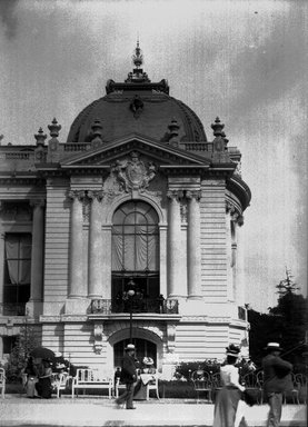 <em>"Paris Exposition: Petit Palais, Paris, France, 1900"</em>, 1900. Glass negative 5x7in, 5 x 7 in. Brooklyn Museum, Goodyear. (Photo: Brooklyn Museum, S03i1442n01a.jpg