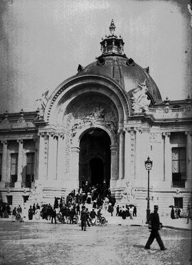 <em>"Paris Exposition: Petit Palais, Paris, France, 1900"</em>, 1900. Glass negative 5x7in, 5 x 7 in. Brooklyn Museum, Goodyear. (Photo: Brooklyn Museum, S03i1444n01a.jpg