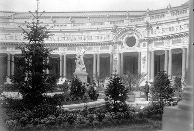 <em>"Paris Exposition: Petit Palais, Paris, France, 1900"</em>, 1900. Glass negative 5x7in, 5 x 7 in. Brooklyn Museum, Goodyear. (Photo: Brooklyn Museum, S03i1446n01a.jpg