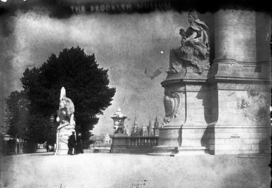 <em>"Paris Exposition: Pont Alexandre III, Paris, France, 1900"</em>, 1900. Glass negative 5x7in, 5 x 7 in. Brooklyn Museum, Goodyear. (Photo: Brooklyn Museum, S03i1453n01a.jpg