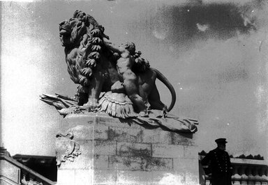 <em>"Paris Exposition: Pont Alexandre III, Paris, France, 1900"</em>, 1900. Glass negative 5x7in, 5 x 7 in. Brooklyn Museum, Goodyear. (Photo: Brooklyn Museum, S03i1454n01a.jpg