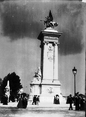 <em>"Paris Exposition: Pont Alexandre III, Paris, France, 1900"</em>, 1900. Glass negative 5x7in, 5 x 7 in. Brooklyn Museum, Goodyear. (Photo: Brooklyn Museum, S03i1455n01a.jpg