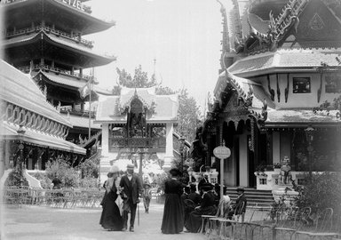 <em>"Paris Exposition: Siamese Pavilion, Paris, France, 1900"</em>, 1900. Glass negative 5x7in, 5 x 7 in. Brooklyn Museum, Goodyear. (Photo: Brooklyn Museum, S03i1467n01a.jpg