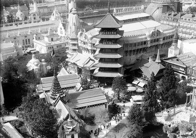 <em>"Paris Exposition: Tour du Monde, Paris, France, 1900"</em>, 1900. Glass negative 5x7in, 5 x 7 in. Brooklyn Museum, Goodyear. (Photo: Brooklyn Museum, S03i1469n01a.jpg