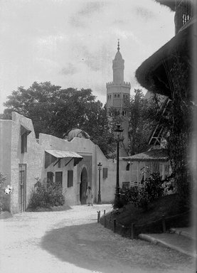 <em>"Paris Exposition: Tunisian Village, Paris, France, 1900"</em>, 1900. Glass negative 5x7in, 5 x 7 in. Brooklyn Museum, Goodyear. (Photo: Brooklyn Museum, S03i1484n01a.jpg