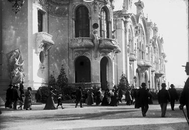 <em>"Paris Exposition: exterior view, Paris, France, 1900"</em>, 1900. Glass negative 5x7in, 5 x 7 in. Brooklyn Museum, Goodyear. (Photo: Brooklyn Museum, S03i1487n01a.jpg