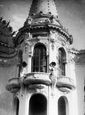 <em>"Paris Exposition: exterior view, Paris, France, 1900"</em>, 1900. Glass negative 5x7in, 5 x 7 in. Brooklyn Museum, Goodyear. (Photo: Brooklyn Museum, S03i1488n01a.jpg