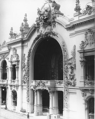 <em>"Paris Exposition: Palace of Decorative Arts, Paris, France, 1900"</em>, 1900. Bw copy print 8x10in, 8 x 10 in. Brooklyn Museum, Goodyear. (Photo: Brooklyn Museum, S03i1535c01.jpg