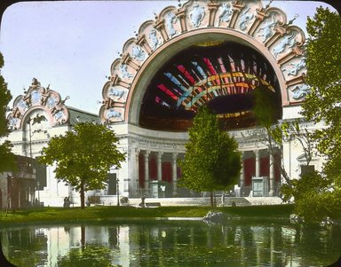 <em>"Paris Exposition: Palace of Optics, Paris, France, 1900"</em>, 1900. Lantern slide 3.25x4in, 3.25 x 4 in. Brooklyn Museum, Goodyear. (Photo: Brooklyn Museum, S03i1540l01.jpg