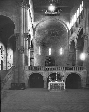 <em>"S. Maria Della Pieve, Arezzo, Italy, 1895"</em>, 1895. Lantern slide 3.25x4in, 3.25 x 4 in. Brooklyn Museum, Goodyear. (Photo: Brooklyn Museum, S03i1572l01.jpg