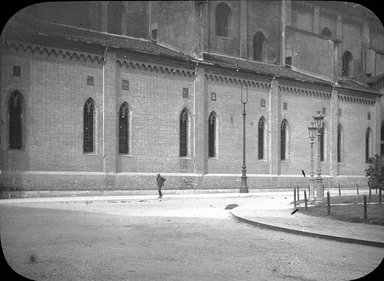 <em>"Cathedral, Vicenza, Italy, 1901"</em>, 1901. Lantern slide 3.25x4in, 3.25 x 4 in. Brooklyn Museum, Goodyear. (Photo: Brooklyn Museum, S03i1630l01.jpg