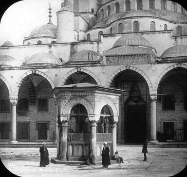 <em>"Mosque of Ahmed I, Istanbul, Turkey, 1903"</em>, 1903. Lantern slide 3.25x4in, 3.25 x 4 in. Brooklyn Museum, Goodyear. (Photo: Brooklyn Museum, S03i1692l01.jpg