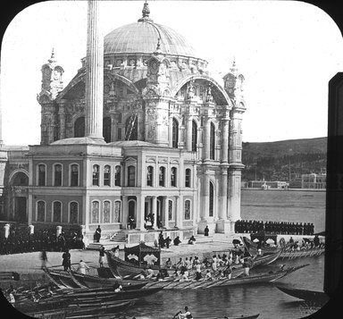 <em>"Valideh Mosque, Istanbul, Turkey, 1903"</em>, 1903. Lantern slide 3.25x4in, 3.25 x 4 in. Brooklyn Museum, Goodyear. (Photo: Brooklyn Museum, S03i1719l01.jpg