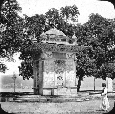 <em>"Sweet Waters of Asia, Istanbul, Turkey, 1903"</em>, 1903. Lantern slide 3.25x4in, 3.25 x 4 in. Brooklyn Museum, Goodyear. (Photo: Brooklyn Museum, S03i1764l01.jpg