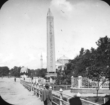 <em>"Theban Obelisk, Istanbul, Turkey, 1903"</em>, 1903. Lantern slide 3.25x4in, 3.25 x 4 in. Brooklyn Museum, Goodyear. (Photo: Brooklyn Museum, S03i1766l01.jpg