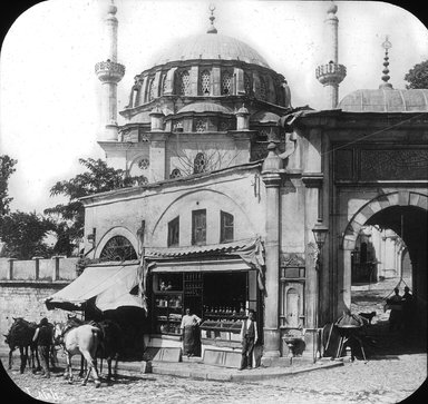 <em>"Tulip Mosque, Istanbul, Turkey, 1903"</em>, 1903. Lantern slide 3.25x4in, 3.25 x 4 in. Brooklyn Museum, Goodyear. (Photo: Brooklyn Museum, S03i1769l01.jpg