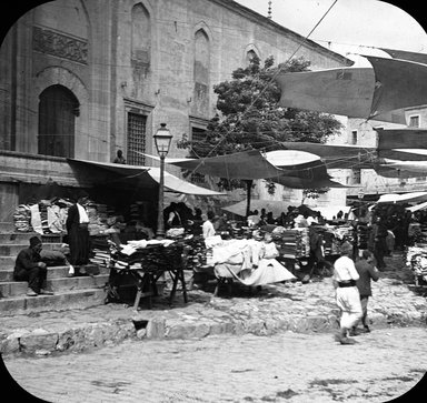 <em>"Street scene, Istanbul, Turkey, 1903"</em>, 1903. Lantern slide 3.25x4in, 3.25 x 4 in. Brooklyn Museum, Goodyear. (Photo: Brooklyn Museum, S03i1783l01.jpg