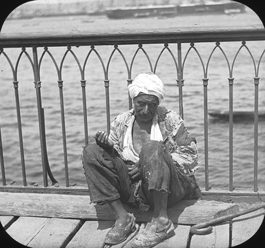 <em>"Street scene, Istanbul, Turkey, 1903"</em>, 1903. Lantern slide 3.25x4in, 3.25 x 4 in. Brooklyn Museum, Goodyear. (Photo: Brooklyn Museum, S03i1784l01.jpg