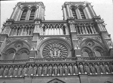 <em>"Notre Dame, Paris, France, 1905"</em>, 1905. Lantern slide 3.25x4in, 3.25 x 4 in. Brooklyn Museum, Goodyear. (Photo: Brooklyn Museum, S03i1793l01.jpg