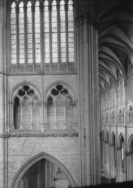 <em>"Cathedral, Amiens, France, 1907"</em>, 1907. Lantern slide 3.25x4in, 3.25 x 4 in. Brooklyn Museum, Goodyear. (Photo: Brooklyn Museum, S03i1798l01.jpg