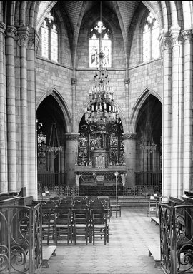 <em>"St. Alpin, Chalons, France, 1907"</em>, 1907. Lantern slide 3.25x4in, 3.25 x 4 in. Brooklyn Museum, Goodyear. (Photo: Brooklyn Museum, S03i1826l01.jpg