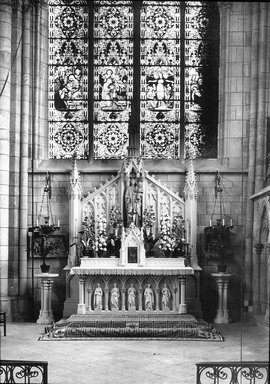 <em>"St. Loup, Chalons, France, 1907"</em>, 1907. Lantern slide 3.25x4in, 3.25 x 4 in. Brooklyn Museum, Goodyear. (Photo: Brooklyn Museum, S03i1828l01.jpg