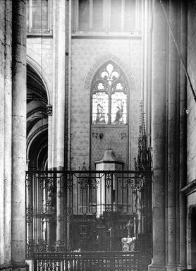 <em>"Cathedral, St. Quentin, France, 1907"</em>, 1907. Lantern slide 3.25x4in, 3.25 x 4 in. Brooklyn Museum, Goodyear. (Photo: Brooklyn Museum, S03i1839l01.jpg