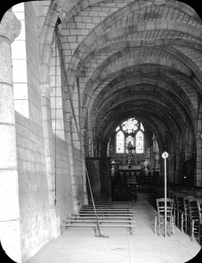 <em>"Church interior, n.d."</em>. Lantern slide 3.25x4in, 3.25 x 4 in. Brooklyn Museum, Goodyear. (Photo: Brooklyn Museum, S03i1894l01.jpg