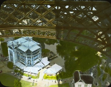 <em>"Paris Exposition: Eiffel Tower Restaurant, Paris, France, 1900"</em>, 1900. Lantern slide 3.25x4in, 3.25 x 4 in. Brooklyn Museum, Goodyear. (Photo: Brooklyn Museum, S03i1972l01.jpg