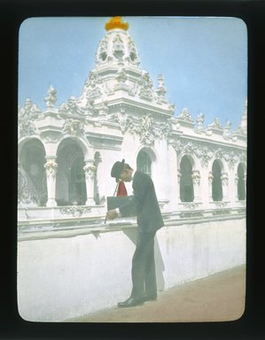 <em>"Paris Exposition: Palace of Decorative Arts, Paris, France, 1900"</em>, 1900. Lantern slide 3.25x4in, 3.25 x 4 in. Brooklyn Museum, Goodyear. (Photo: Brooklyn Museum, S03i2015l01_SL1.jpg