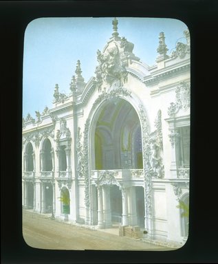 <em>"Paris Exposition: Palace of Decorative Arts, Paris, France, 1900"</em>, 1900. Lantern slide 3.25x4in, 3.25 x 4 in. Brooklyn Museum, Goodyear. (Photo: Brooklyn Museum, S03i2023l01_SL1.jpg