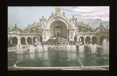 <em>"Paris Exposition: Palace of Electricity and Chateau of Water, Paris, France, 1900"</em>, 1900. Lantern slide 3.25x4in, 3.25 x 4 in. Brooklyn Museum, Goodyear. (Photo: Brooklyn Museum, S03i2030l01_SL1.jpg