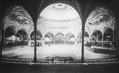 <em>"Paris Exposition: Salle des Fetes, Paris, France, 1900"</em>, 1900. Lantern slide 3.25x4in, 3.25 x 4 in. Brooklyn Museum, Goodyear. (Photo: Brooklyn Museum, S03i2046l01.jpg