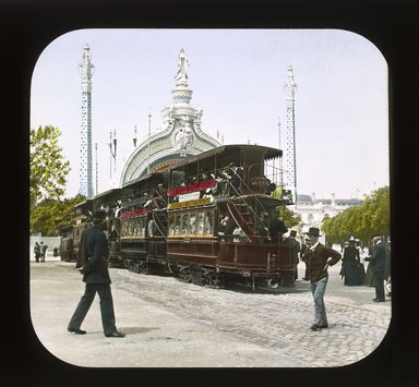 <em>"Paris Exposition: main entrance gate, Paris, France, 1900"</em>, 1900. Lantern slide 3.25x4in, 3.25 x 4 in. Brooklyn Museum, Goodyear. (Photo: Brooklyn Museum, S03i2120l01_SL1.jpg