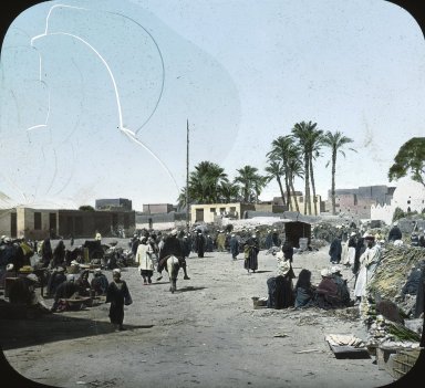 <em>"Market, Asyut, Egypt"</em>. Lantern slide 3.25x4in, 3.25 x 4 in. Brooklyn Museum, Goodyear. (Photo: Brooklyn Museum, S03i2361l01.jpg