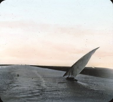 <em>"Suez Canal, Egypt"</em>. Lantern slide 3.25x4in, 3.25 x 4 in. Brooklyn Museum, Goodyear. (Photo: Brooklyn Museum, S03i2365l01.jpg