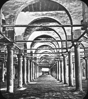 <em>"Mosque of Amru, Cairo, Egypt"</em>. Lantern slide 3.25x4in, 3.25 x 4 in. Brooklyn Museum, Goodyear. (Photo: Brooklyn Museum, S03i2390l01.jpg