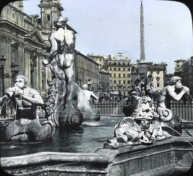 <em>"Piazza Navona, Rome, Italy"</em>. Lantern slide 3.25x4in, 3.25 x 4 in. Brooklyn Museum, Goodyear. (Photo: T.H. McAllister, S03i2735l01.jpg