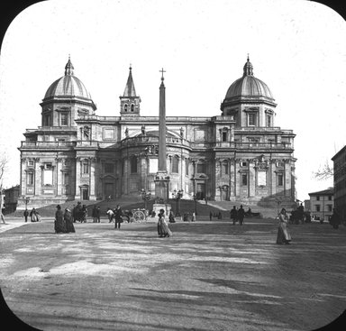 <em>"S. Maria Maggiore, Rome, Italy"</em>. Lantern slide 3.25x4in, 3.25 x 4 in. Brooklyn Museum, Goodyear. (Photo: Brooklyn Museum, S03i2940l01.jpg