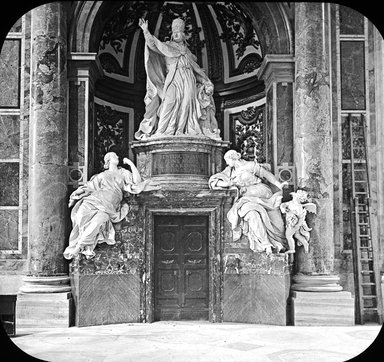 <em>"St. Peter's, Rome, Italy"</em>. Lantern slide 3.25x4in, 3.25 x 4 in. Brooklyn Museum, Goodyear. (Photo: T.H. McAllister, S03i2990l01.jpg